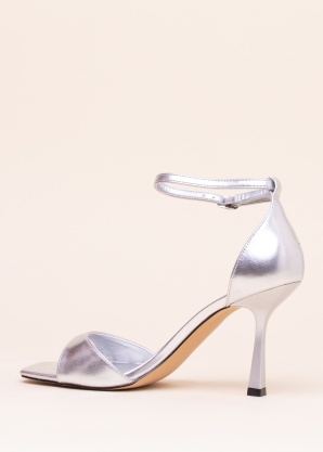 Only bateliai Aubrey-2