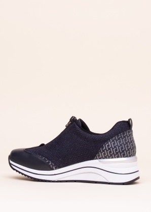 Remonte laisvalaikio bateliai