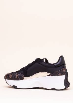 Guess laisvalaikio bateliai Calebb5