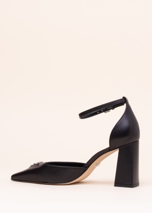 Guess bateliai Barsyn