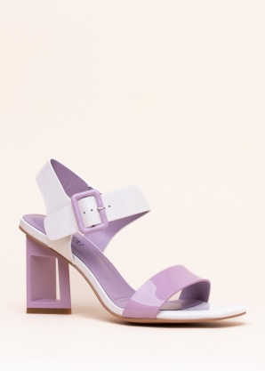 Loretta Vitale bateliai