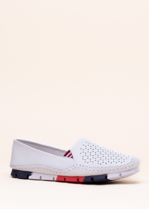 Cosmos laisvalaikio bateliai