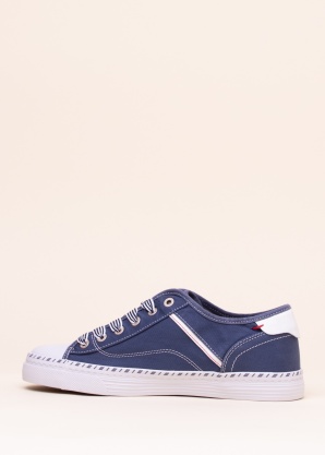 Mustang laisvalaikio batai