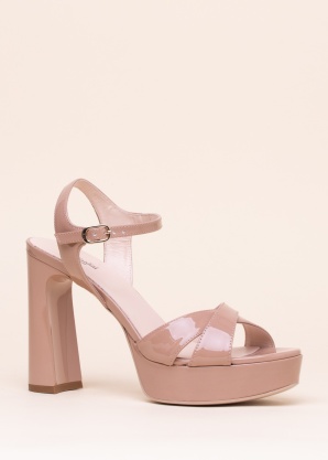 NeroGiardini basutės Latene