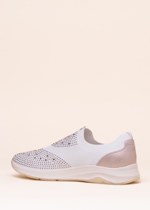 Jana laisvalaikio bateliai