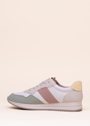 Jana laisvalaikio bateliai