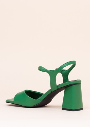 Marco Tozzi bateliai