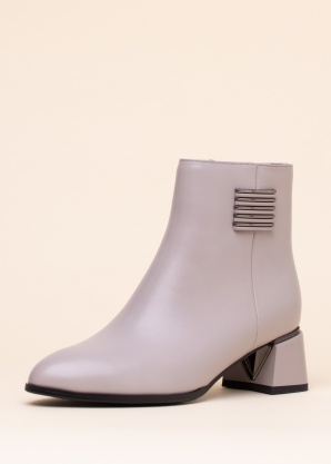 Loretta Vitale aulinukai