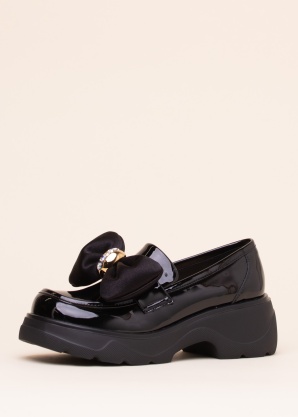 Loretta Vitale bateliai