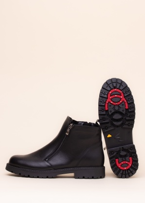 Aaltonen aulinukai su spygliais