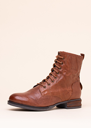 Josef Seibel aulinukai Sanja 22