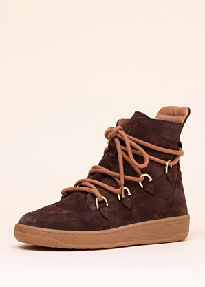 Molly Bessa aulinukai