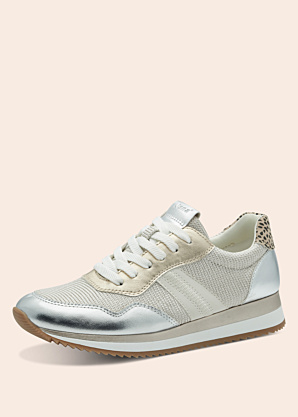 Jana laisvalaikio bateliai