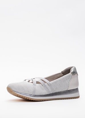 Jana laisvalaikio bateliai