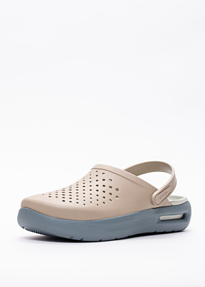 Crocs sandalai Inmotion