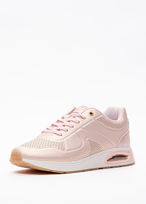 SJ laisvalaikio bateliai