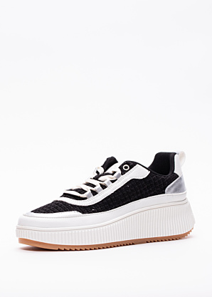 SJ laisvalaikio bateliai