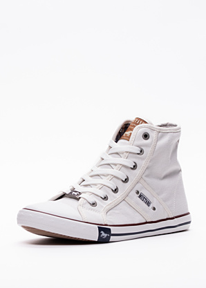 Mustang laisvalaikio batai