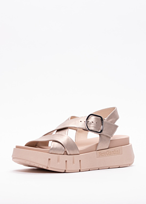 NeroGiardini bateliai