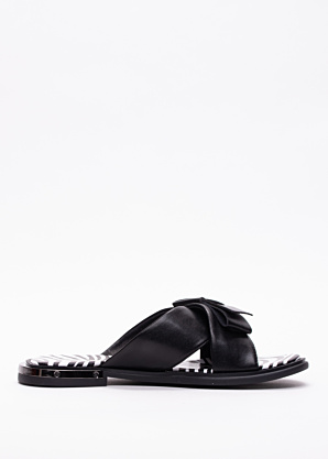 Loretta Vitale bateliai