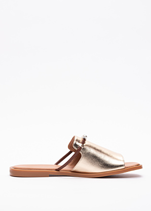 Loretta Vitale bateliai