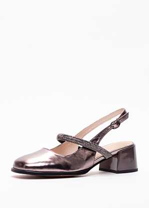 Loretta Vitale bateliai