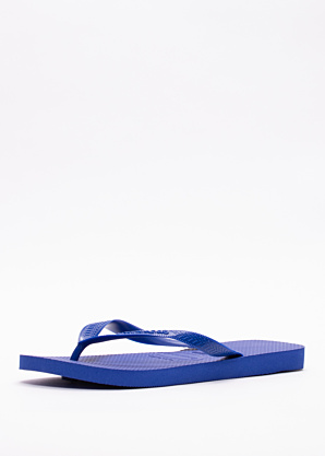 Havaianas šlepetės per pirštą