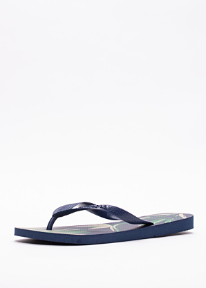 Havaianas šlepetės per pirštą