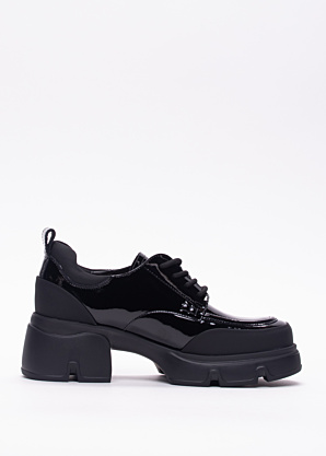 Loretta Vitale bateliai