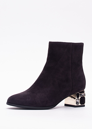 Loretta Vitale aulinukai