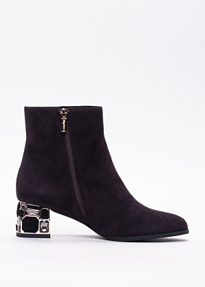 Loretta Vitale aulinukai