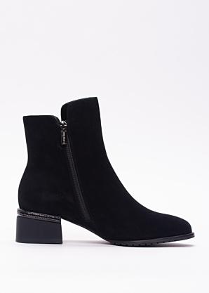 Loretta Vitale aulinukai