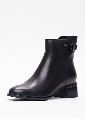 Loretta Vitale aulinukai