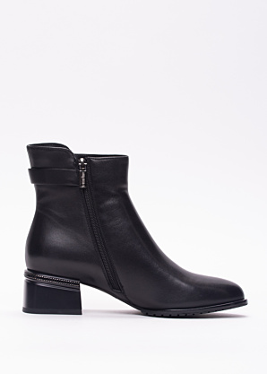 Loretta Vitale aulinukai