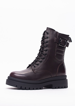 Lundeberg aulinukai Brita