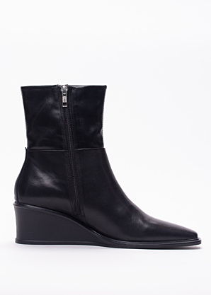 Vagabond Shoemakers aulinukai Aino