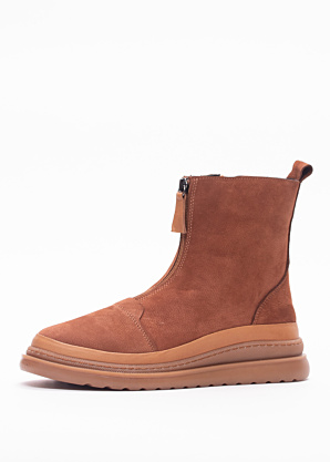 Molly Bessa aulinukai