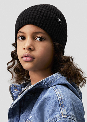 Calvin Klein žieminė kepurė