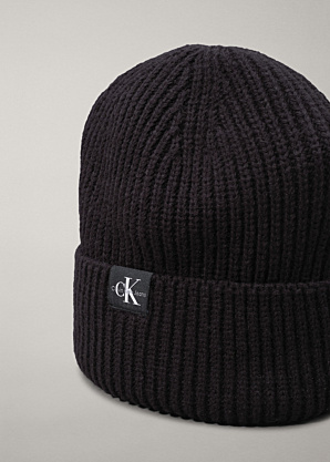 Calvin Klein žieminė kepurė