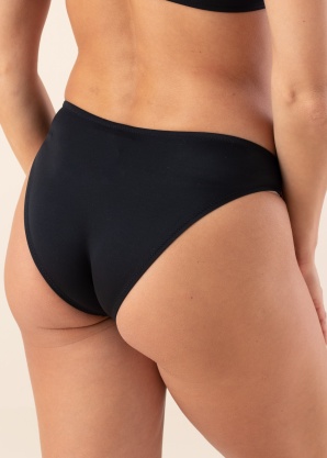 Lauma maudymosi kelnaitės