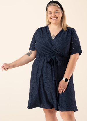 Vila Evoked suknelė Kawa