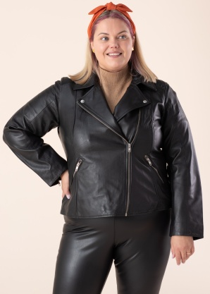 Vila Evoked striukė Junona