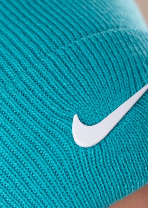 Nike žieminė kepurė Peak Swsh