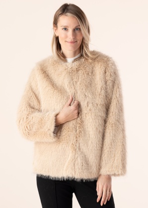 Molly Bracken kailis