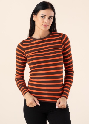 b.young palaidinė Pamila