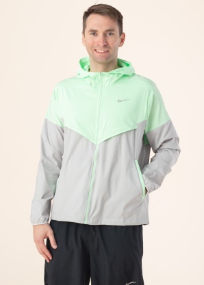 Nike bėgimo striukė