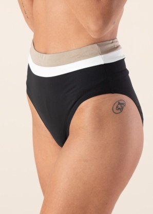 Esprit maudymosi kelnaitės