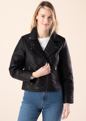 b.young striukė Basio