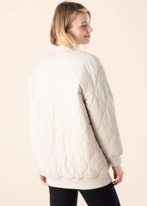 Only pavasario-rudens striukė Tina