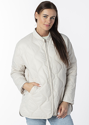 Only pavasario-rudens striukė Nelli